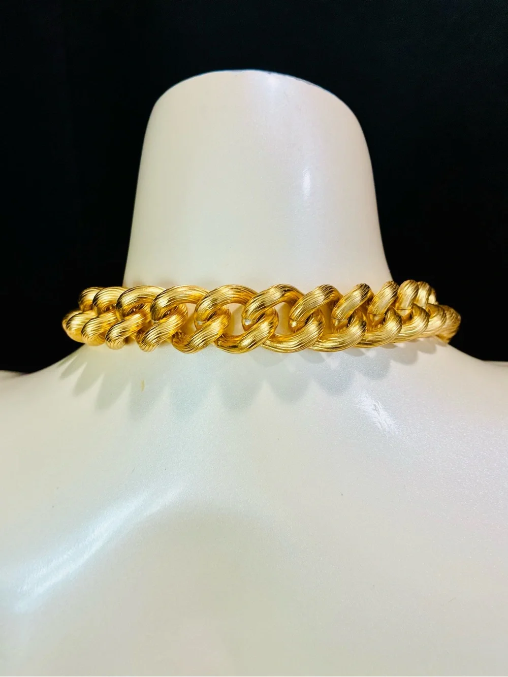 Deliciously Chunky VTG 80s Textured Gold Chain Necklace - Bold Statement 146g